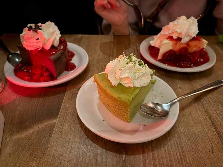 Cheesecake etc: Cozy Desserts & Jazz on Granville