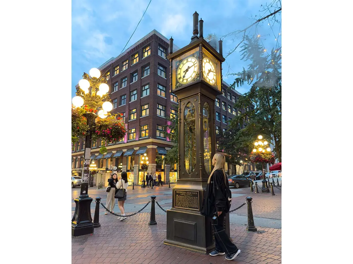 Gastown Steam Clock Vancouver: History & Visiting Tips