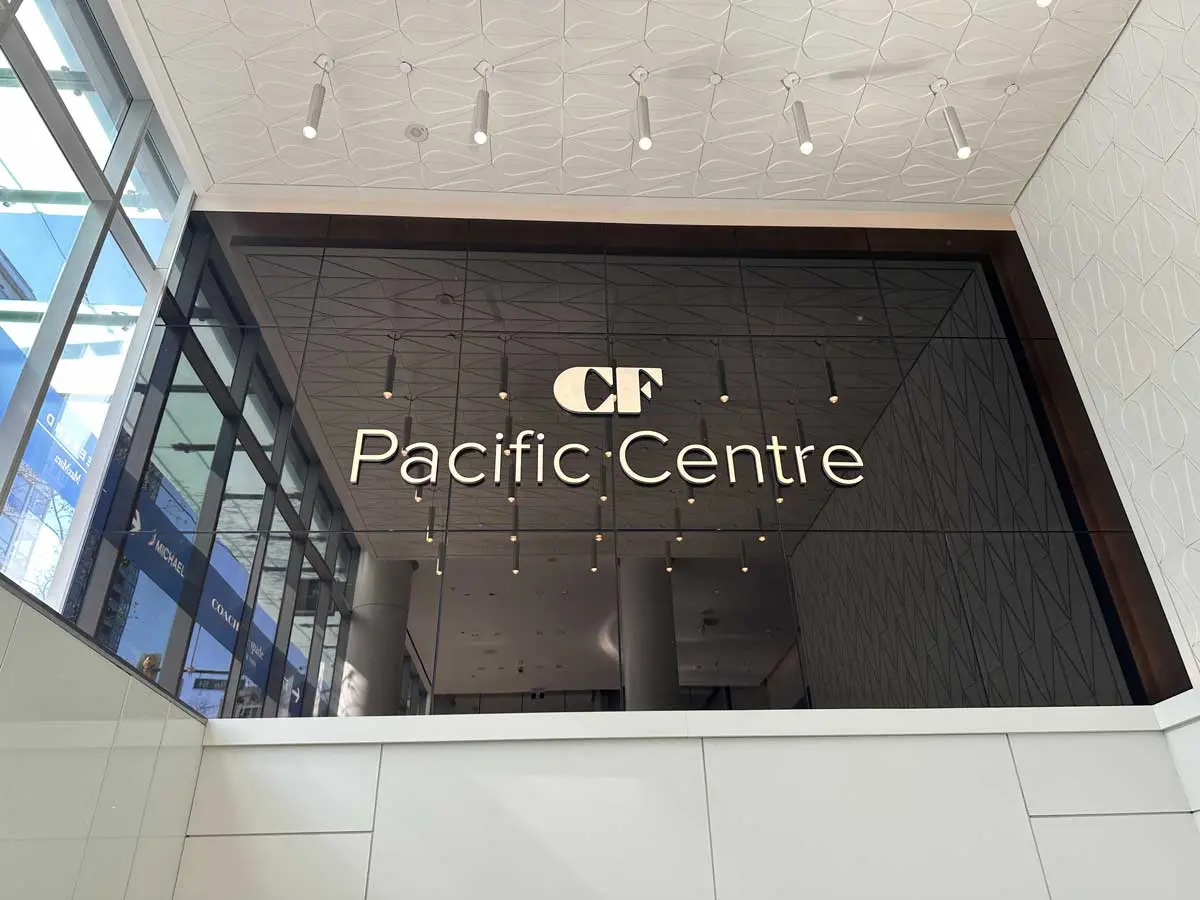 What Famous Brands Are on Robson Street, Vancouver?